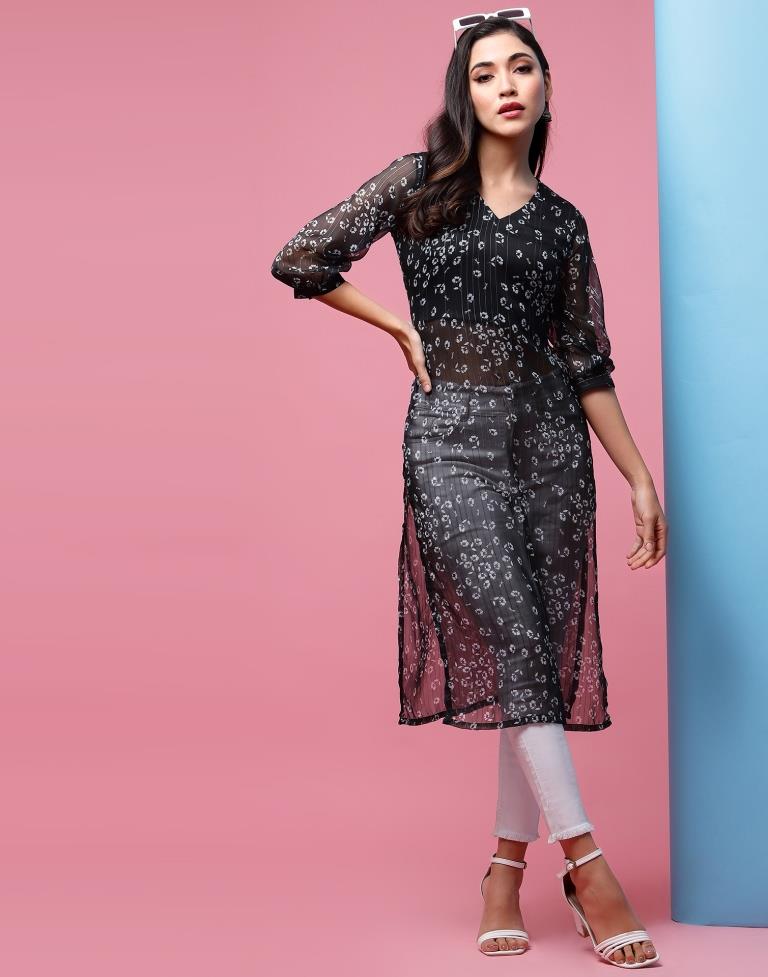 Buy Black Sheer Embroidered High-slit Kurta, Skirt And Choker Dupatta Set  Online - Aurelia